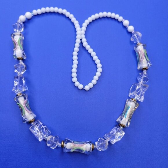 WHITE Bead Necklace Casual Boho Summer Fashion Trendy Necklace - Picture 1 of 7